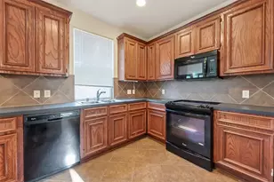 16526 Pentonshire Ln, Houston, TX 77090 - Photo 6