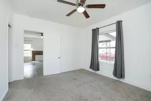 207 Cosmos St, Houston, TX 77009 - Photo 12