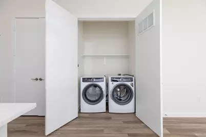 1690 North Loop #128, Houston, TX 77009 - Photo 16