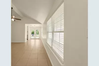 18147 Dinner Creek Drive, Katy, TX 77449 - Photo 6