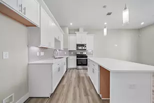 9 Wellford St, Houston, TX 77022 - Photo 16