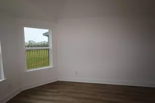13921 Baikal Mnr Dr, Santa Fe, TX 77510 - Photo 10