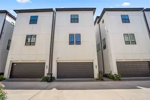 2806 Grand Fountains Dr, Houston, TX 77054 - Photo 16