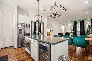 2806 Grand Fountains Dr, Houston, TX 77054 - Photo 8