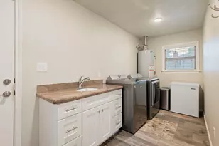 1208 Broadmoor Dr, Bryan, TX 77802 - Photo 20