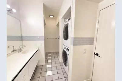 4004 Montrose Boulevard #17D, Houston, TX 77006 - Photo 14