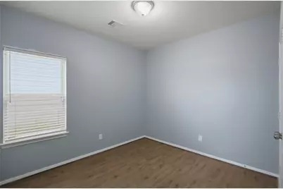 9938 Yanet Grove Lane, Houston, TX 77044 - Photo 14