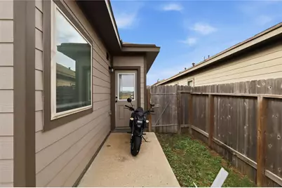 9938 Yanet Grove Lane, Houston, TX 77044 - Photo 20