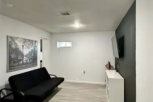 4802 Elser St, Houston, TX 77009 - Photo 6