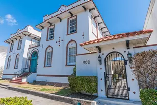 902 22nd St, Galveston, TX 77550 - Photo 1