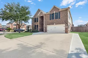 817 Dawn Ridge Way, Seabrook, TX 77586 - Photo 2