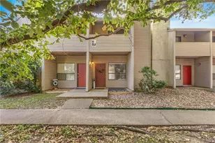 1902 Dartmouth St, College Station, TX 77840 - Photo 2