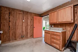 317 E Bayshore Dr, Palacios, TX 77465 - Photo 46