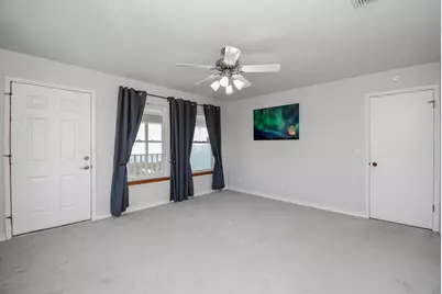 317 E Bayshore Drive, Palacios, TX 77465 - Photo 32