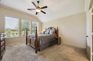 2204 Meadow Wind Dr, Pearland, TX 77089 - Photo 12