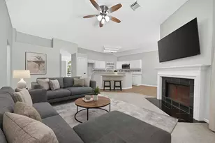 38 Wrens Song Pl, The Woodlands, TX 77382 - Photo 2