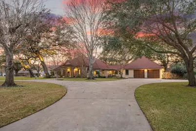 1524 Travis Street, Columbus, TX 78934 - Photo 22