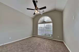 2200 Jefferson Crossing Dr, Conroe, TX 77304 - Photo 14