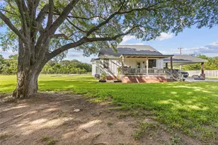 2021 Strangmeier Rd, Brenham, TX 77833 - Photo 14