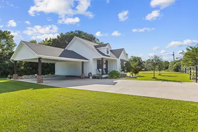 2021 Strangmeier Road, Brenham, TX 77833 - Photo 2