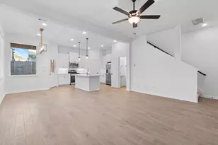 130 West Coralburst Loop, Montgomery, TX 77316 - Photo 8