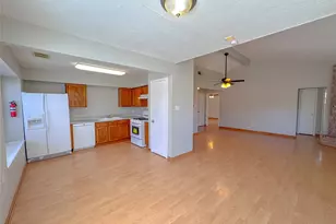 2927 Becket St, Pearland, TX 77584 - Photo 6