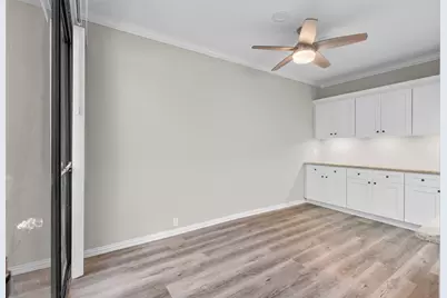 161 Litchfield Lane, Houston, TX 77024 - Photo 14