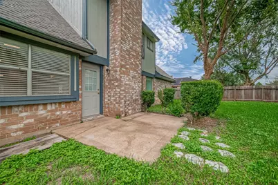 3022 Sam Houston Drive, Sugar Land, TX 77479 - Photo 32