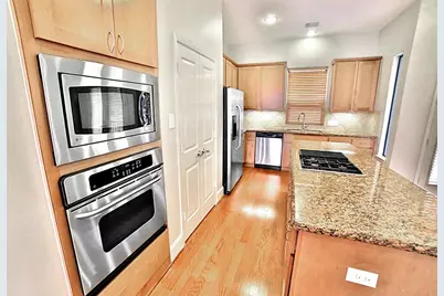407 Jackson Hill Street, Houston, TX 77007 - Photo 6