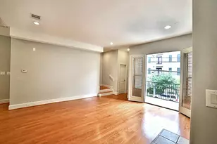 407 Jackson Hill St, Houston, TX 77007 - Photo 8