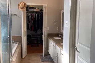 407 Jackson Hill St, Houston, TX 77007 - Photo 38