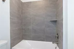 1993 Longmire Villas Ct, Conroe, TX 77304 - Photo 26