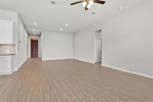 10220 Goose Creek Ln, Conroe, TX 77384 - Photo 16