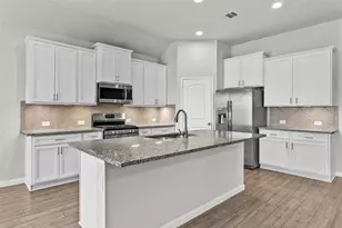 10220 Goose Creek Ln, Conroe, TX 77384 - Photo 8