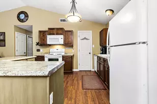 819 Hidden Oaks Dr, Point Blank, TX 77364 - Photo 14