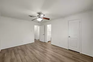 212 Oxford Dr, Conroe, TX 77303 - Photo 12