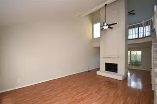 12739 Skyknoll Ln, Houston, TX 77082 - Photo 6