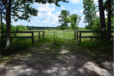 620 County Road 301 N, Dayton, TX 77535 - Photo 2