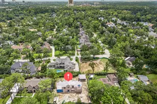 10607 Gawain Ln, Hunters Creek Village, TX 77024 - Photo 18
