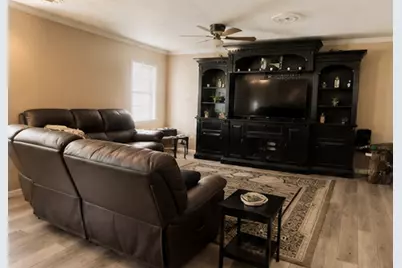 513 Scott Street, Tye, TX 79563 - Photo 8