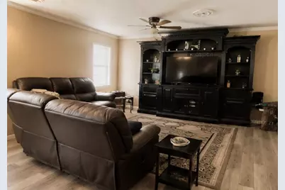 513 Scott Street, Tye, TX 79563 - Photo 10
