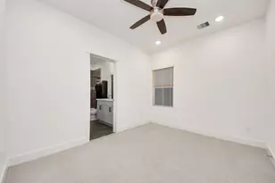 3010 Jensen Springs Ln, Houston, TX 77026 - Photo 34
