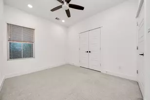 3010 Jensen Springs Ln, Houston, TX 77026 - Photo 36