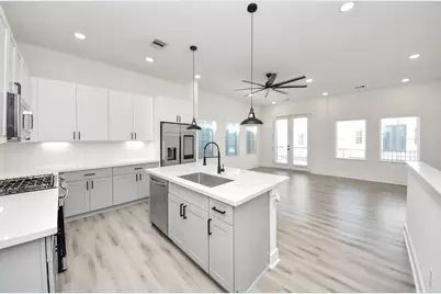 3010 Jensen Springs Lane, Houston, TX 77026 - Photo 24