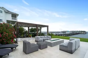 1026 Lillian Ln, Galveston, TX 77554 - Photo 6