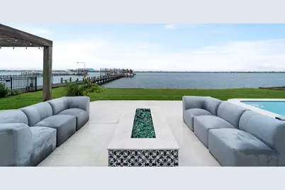 1026 Lillian Lane, Galveston, TX 77554 - Photo 8