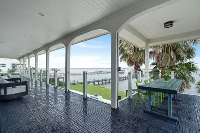 1026 Lillian Lane, Galveston, TX 77554 - Photo 28