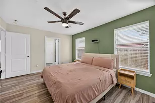 8302 Sanford St, Baytown, TX 77521 - Photo 14