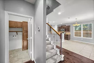 17206 Lowell Lake Ln, Humble, TX 77346 - Photo 10