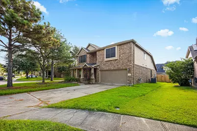 17206 Lowell Lake Lane, Humble, TX 77346 - Photo 2